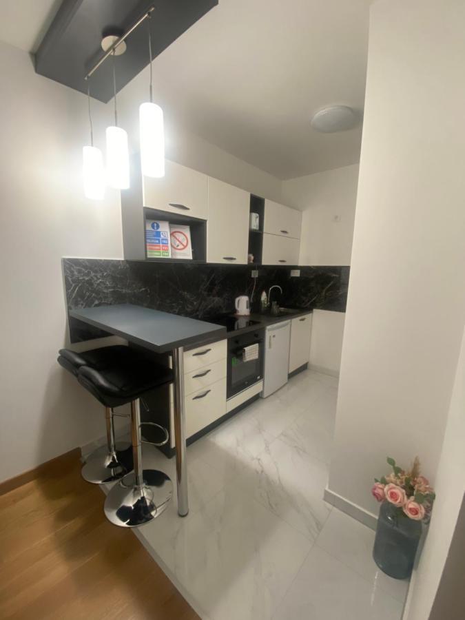 Apartment 212 Subotica Buitenkant foto